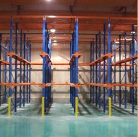 為什么堆垛架的外觀是以藍(lán)色和橙色為主的？