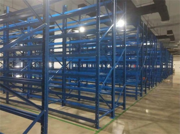 國內(nèi)冷庫巧固架的主要特點(diǎn)